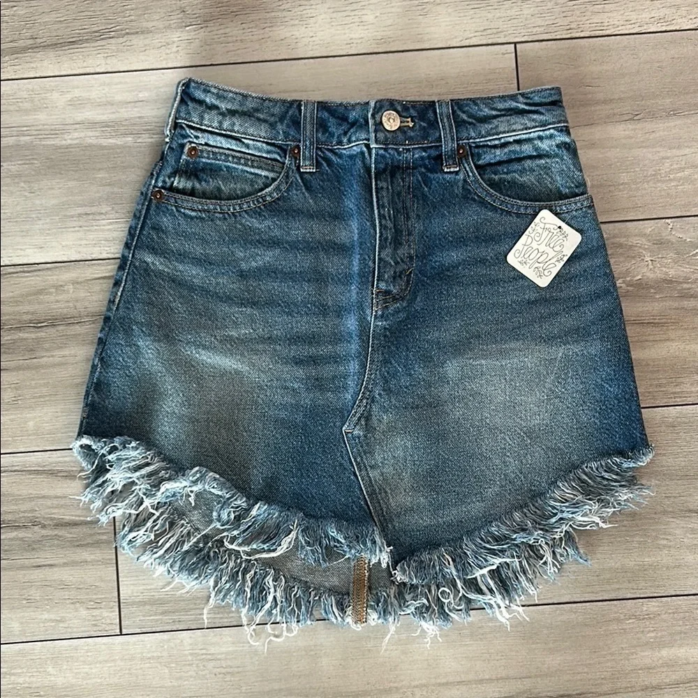 Free People Maverick jean denim skirt size 24 NWT